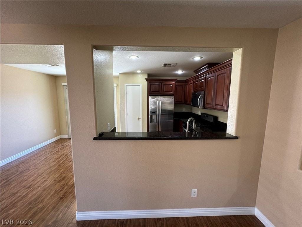 5033 Rustic Charm Ct - Photo 4 of 23