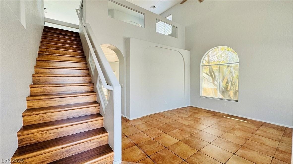 1586 Peaceful Pine St - Photo 3 of 45