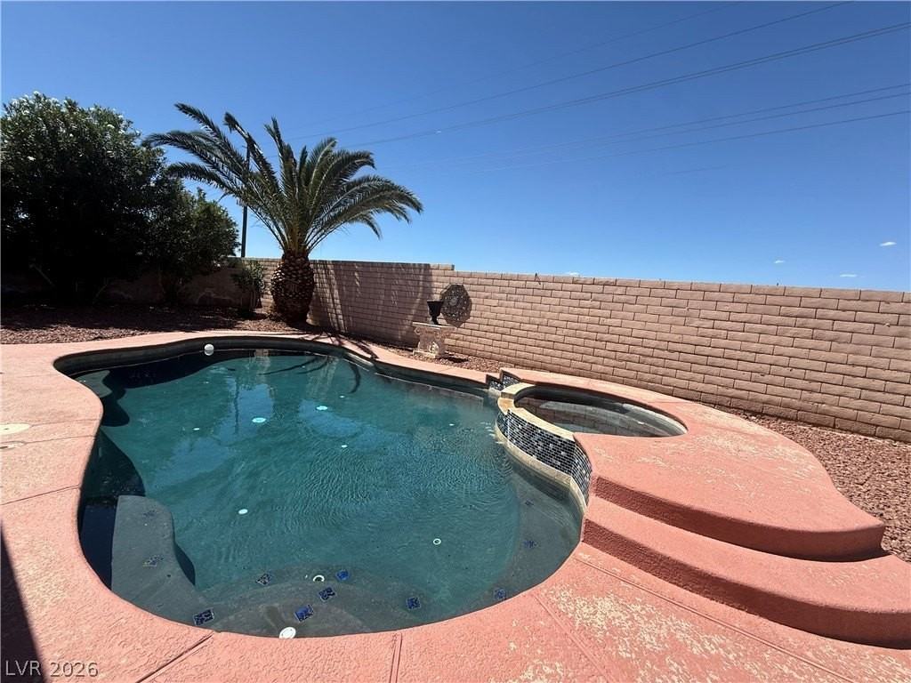 660 Bonanza Plain Ave - Photo 2 of 3