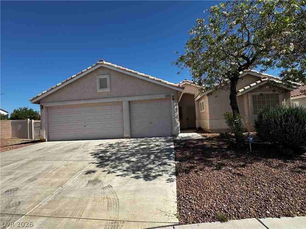 1404 Laughing Larkspur Ave - Photo 4 of 37