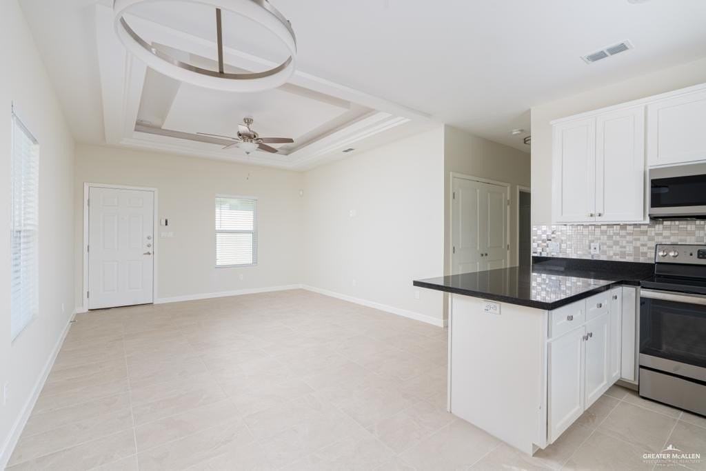 1040 English Ave #4 - Photo 4 of 12