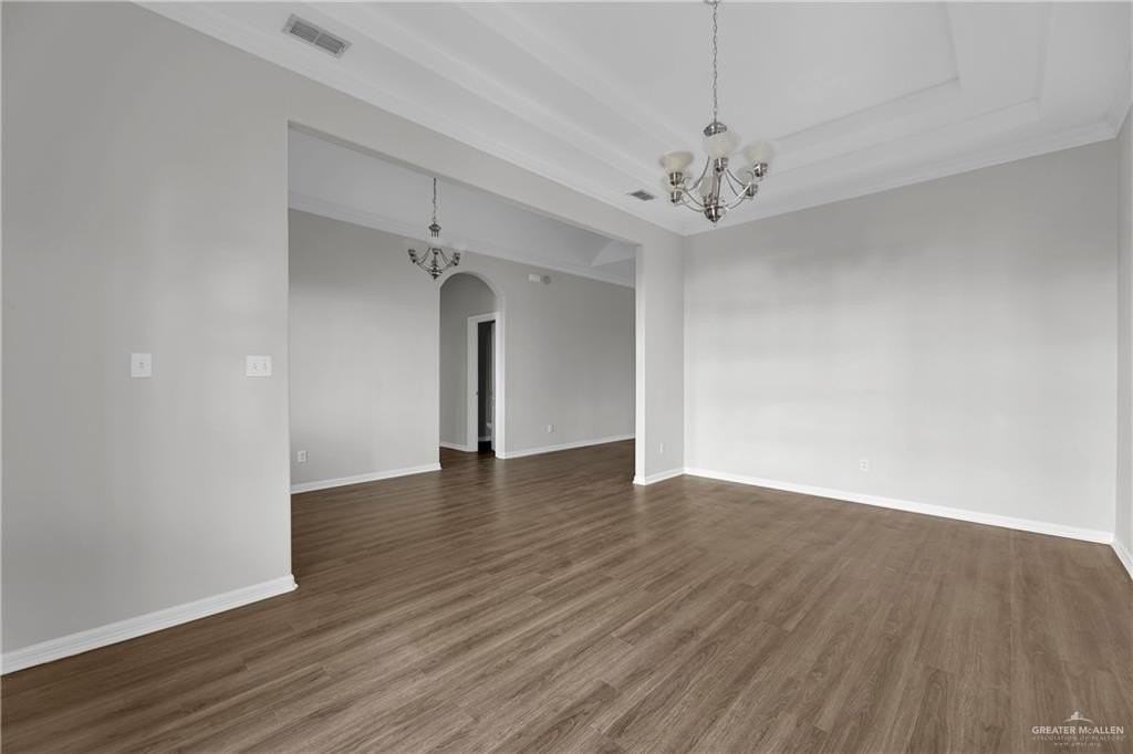2621 Easy St - Photo 4 of 20