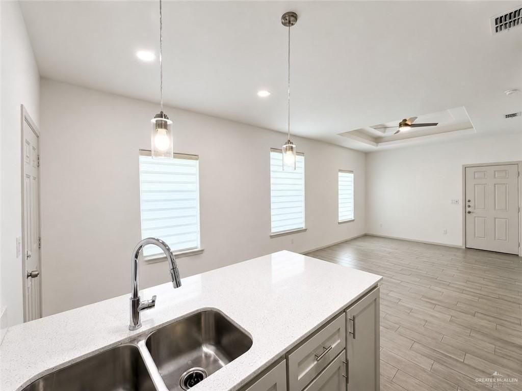 7802 N 58th Ln #1 - Photo 7 of 17