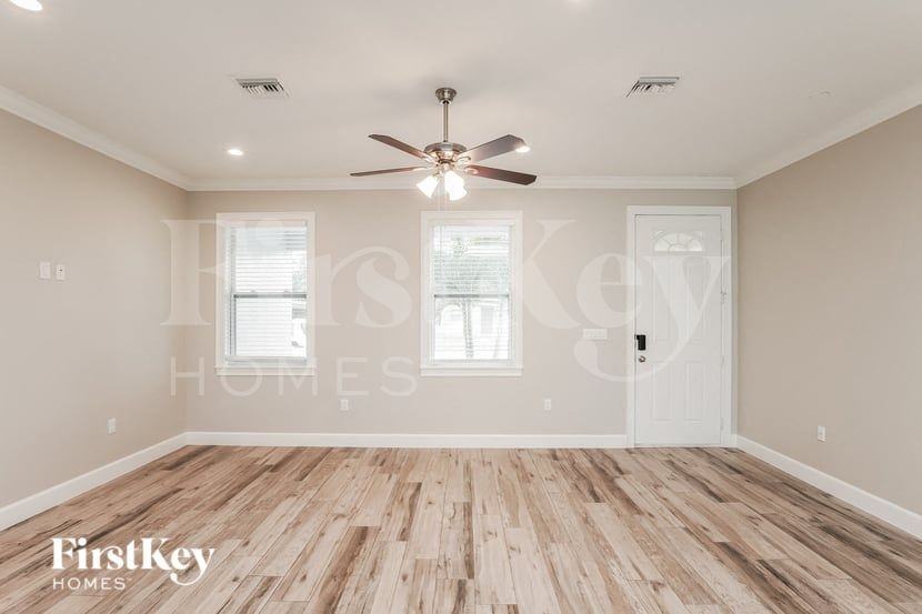 6702 Cocos Dr - Photo 2 of 15