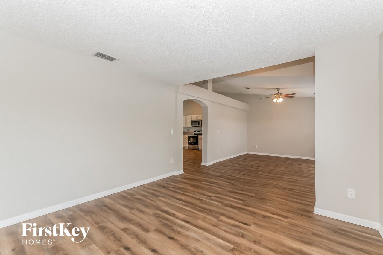 10263 Wood Dove Way - Photo 3 of 15