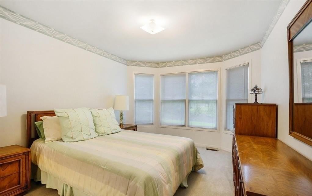 24267 Weathervane Ct - Photo 5 of 27
