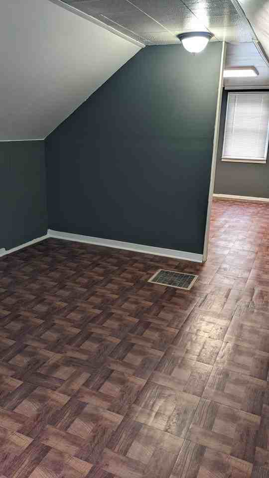 8649 Jewett Ave - Photo 7 of 17