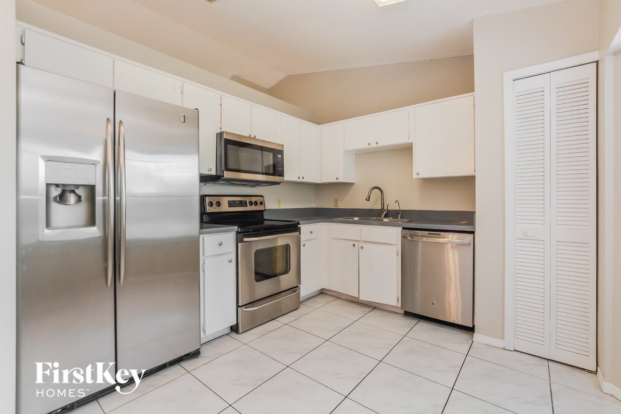 3257 Utah Dr - Photo 5 of 15