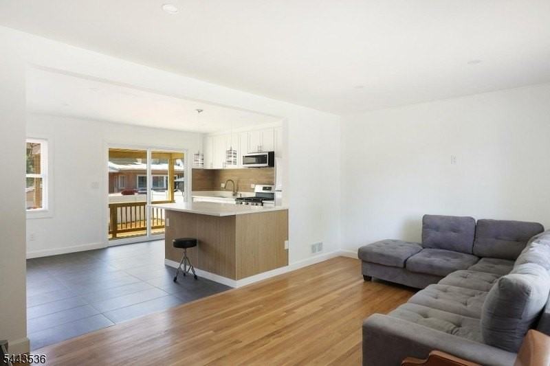 538 Dietz St - Photo 2 of 24