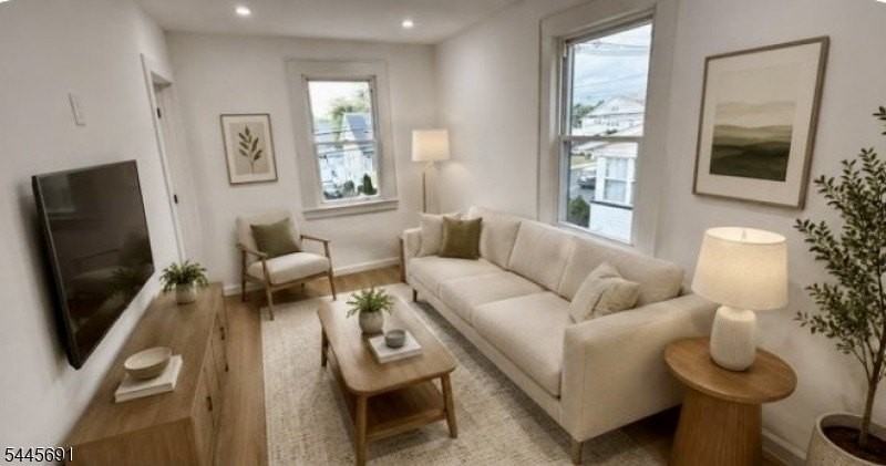 662 Selfmaster Pkwy - Photo 2 of 20