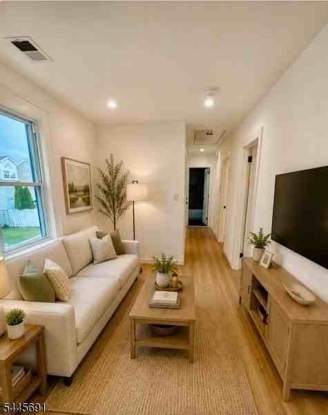 662 Selfmaster Pkwy - Photo 5 of 20