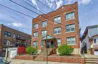 101 W 49th St #1 - Photo 1 of 1