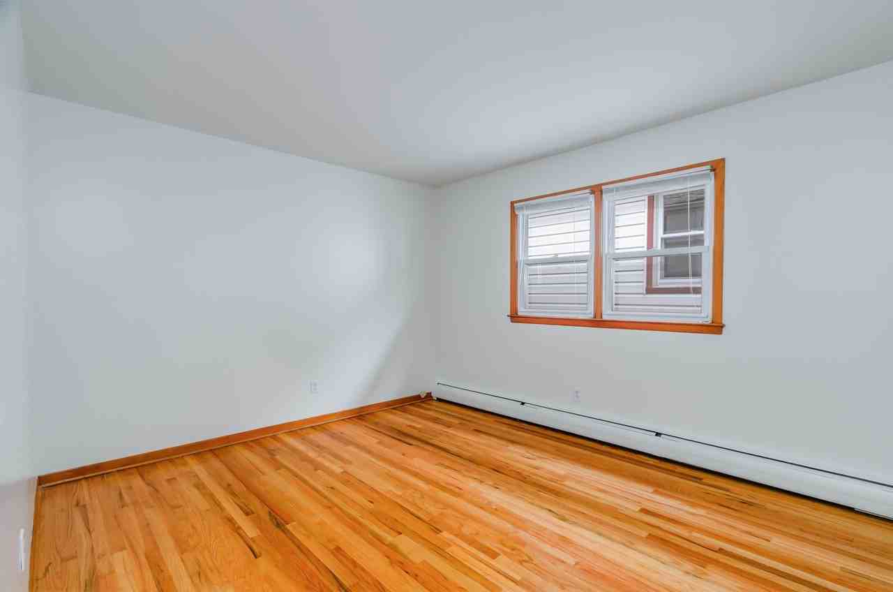 180 W 3rd St - Photo 5 of 24