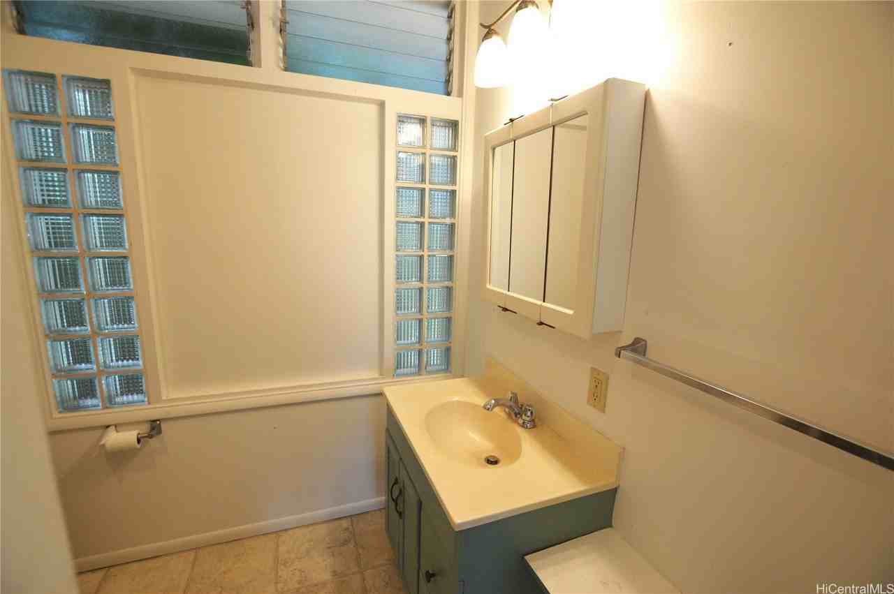 3649 Kawelolani Pl - Photo 5 of 12