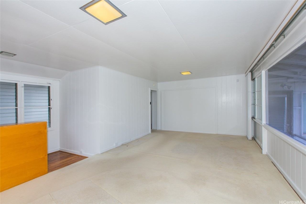 2033 Oswald St #A - Photo 4 of 16