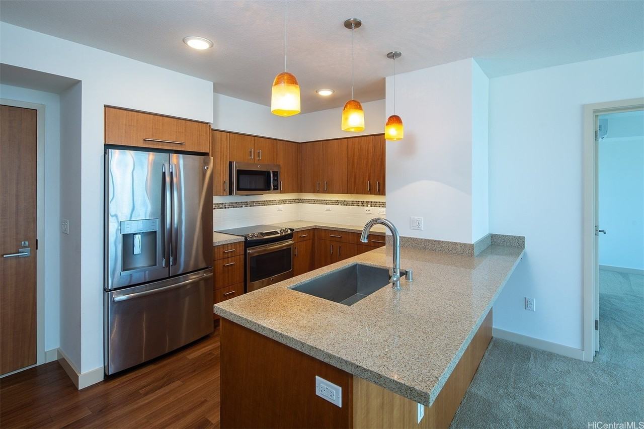555 South St #3608 - Photo 3 of 25