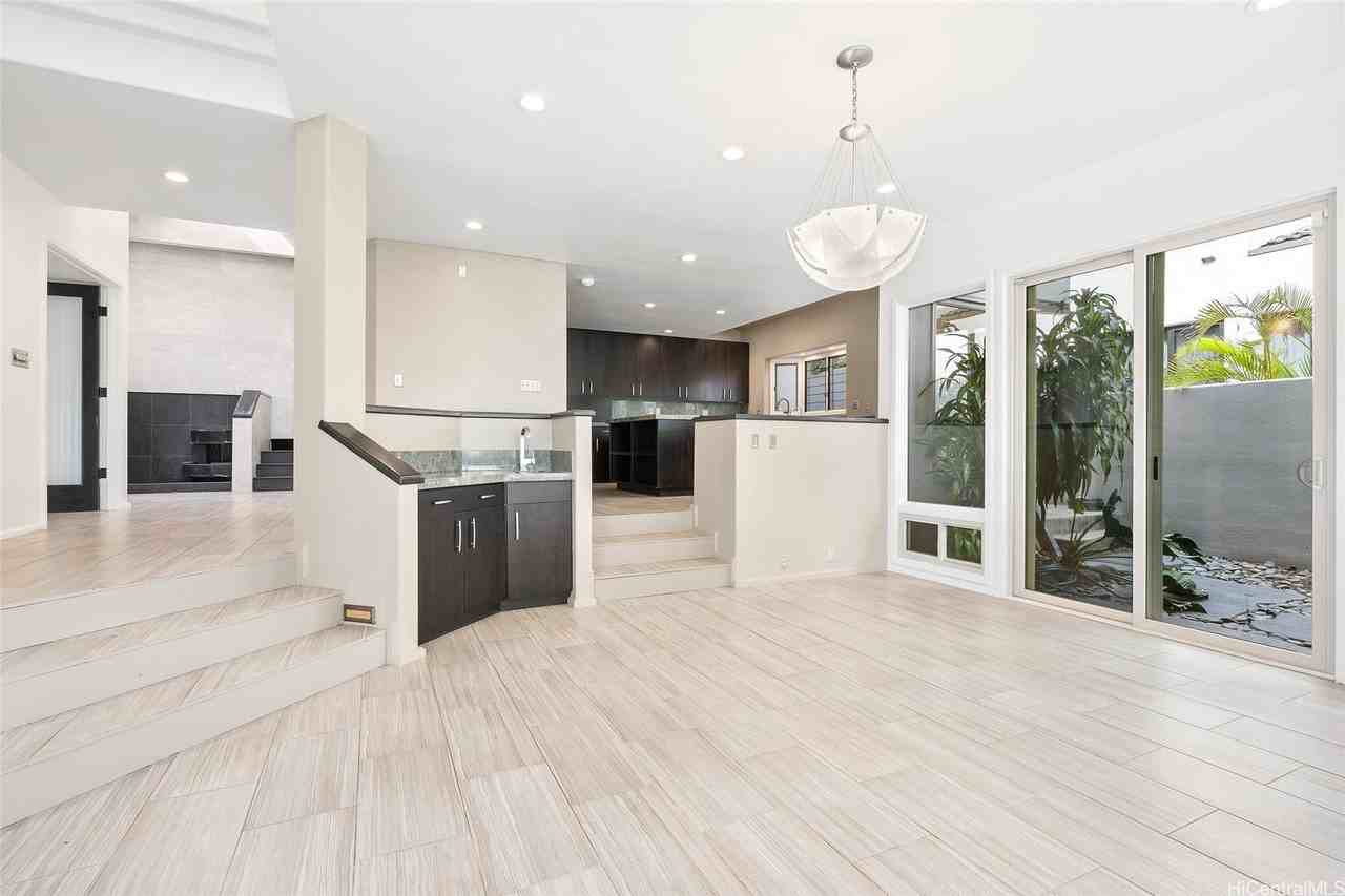 691 Kaulana Pl - Photo 7 of 25