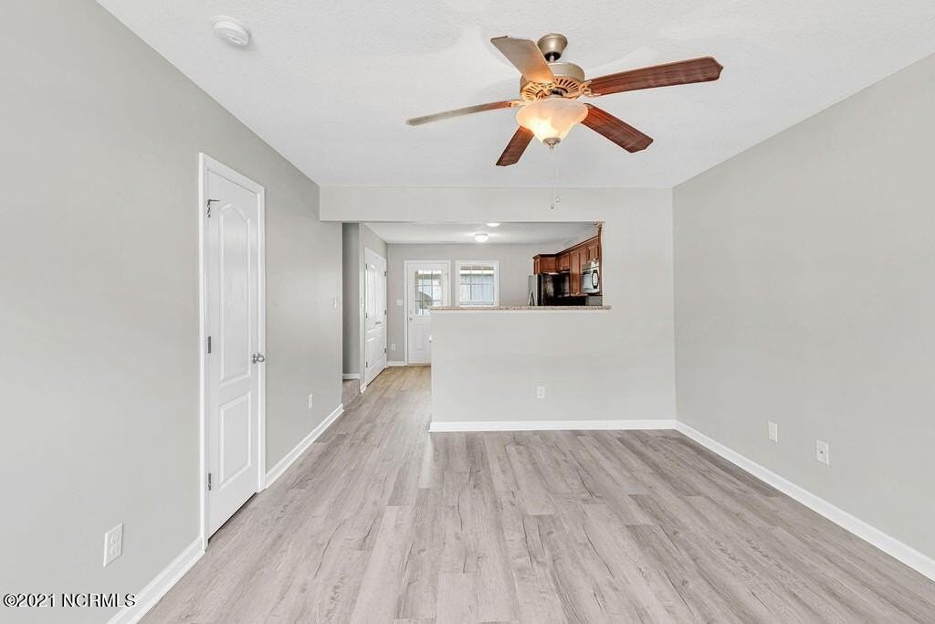 117 Cornerstone Dr - Photo 4 of 17