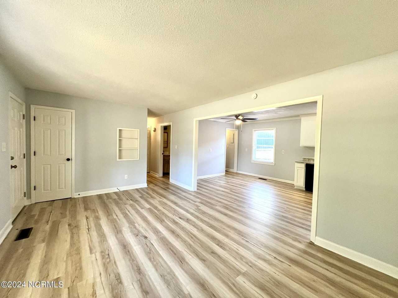 331 Forest Park Rd - Photo 3 of 17