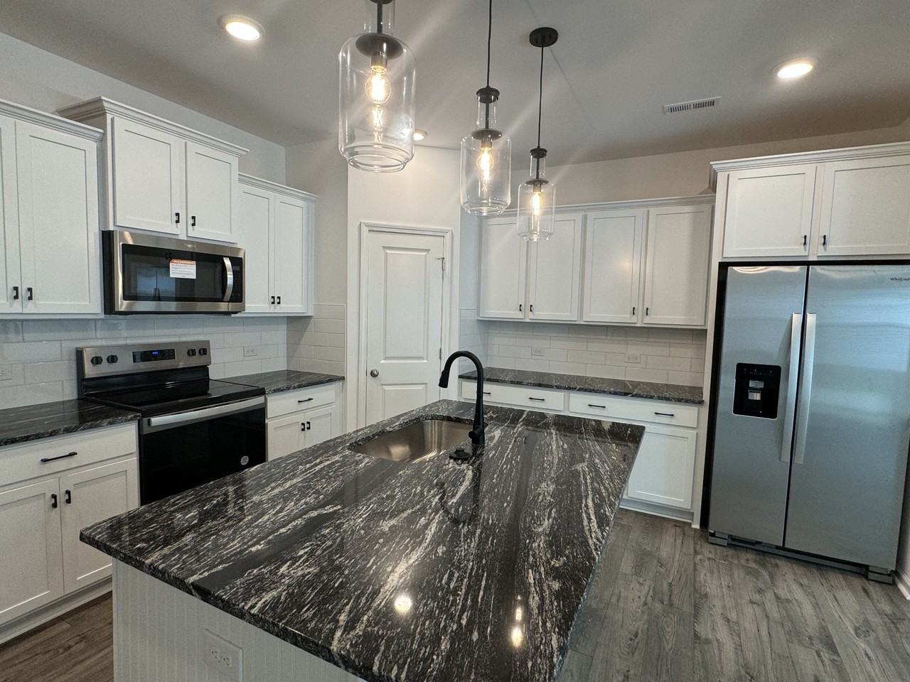 15 Saltford Ln #1 - Photo 3 of 11