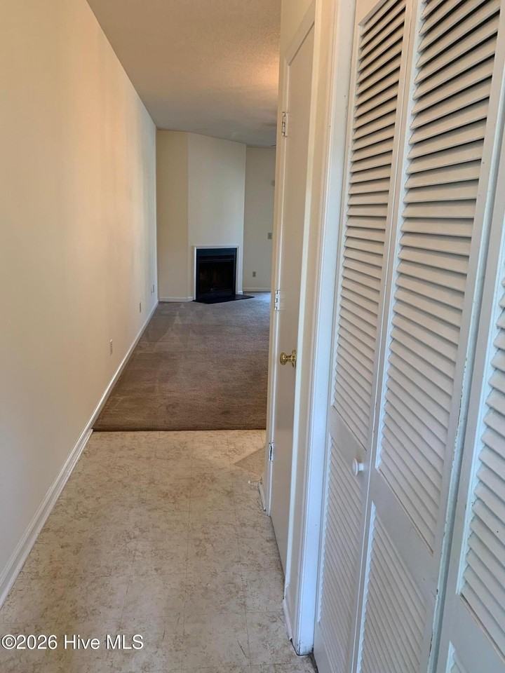 4230 Wilshire Blvd #206D - Photo 2 of 13