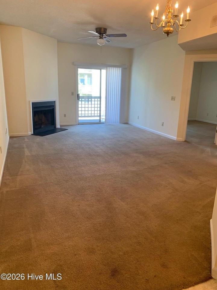 4230 Wilshire Blvd #206D - Photo 3 of 13