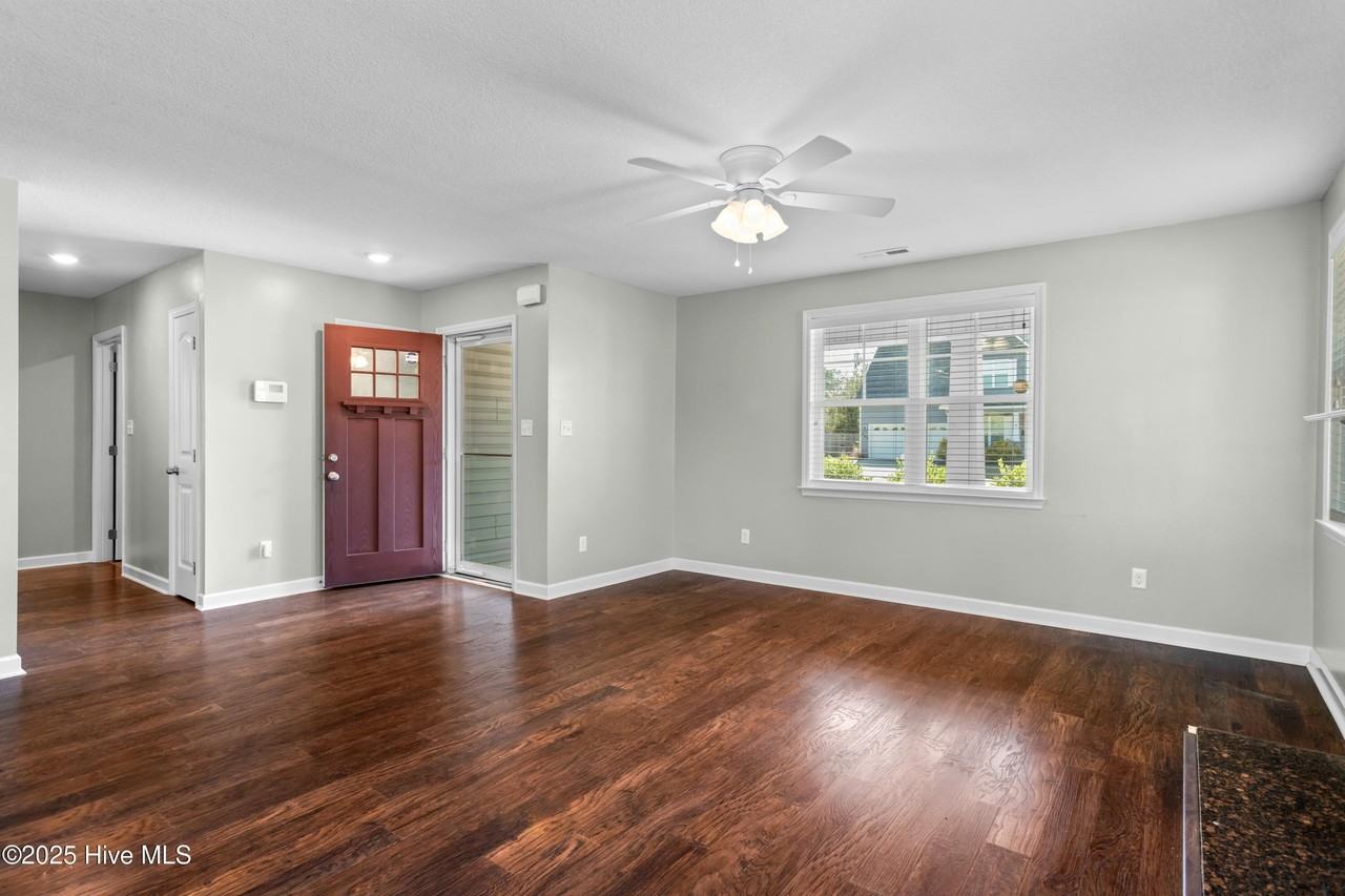 706 Ashley Meadow Ln - Photo 6 of 23