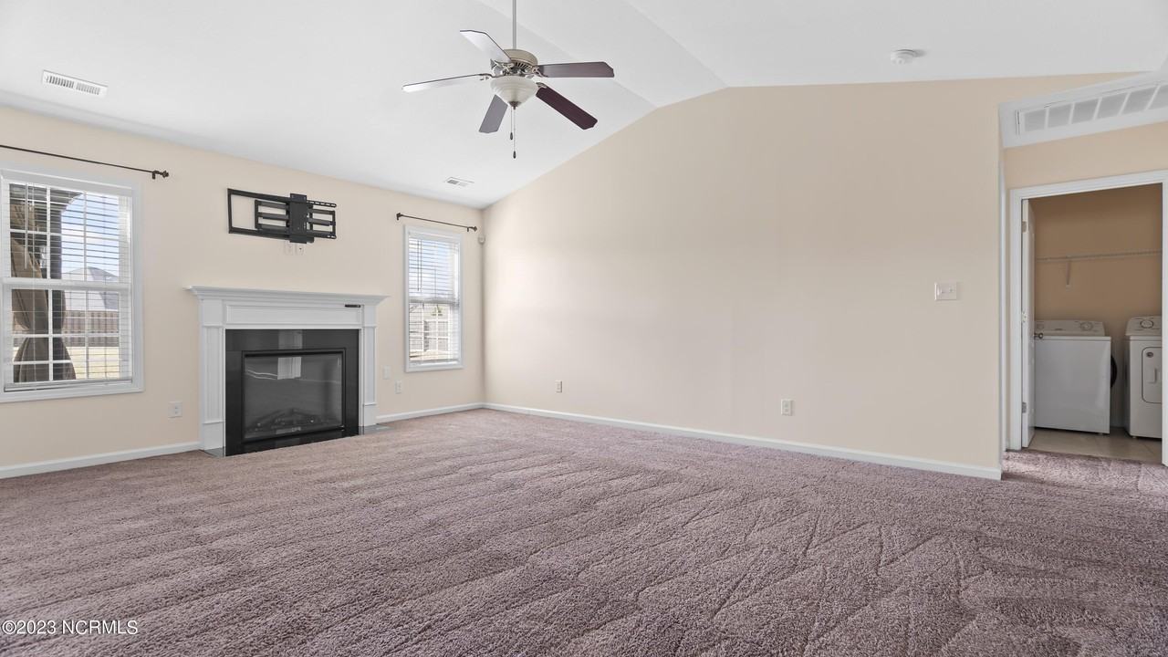 132 Prelude Dr - Photo 5 of 34