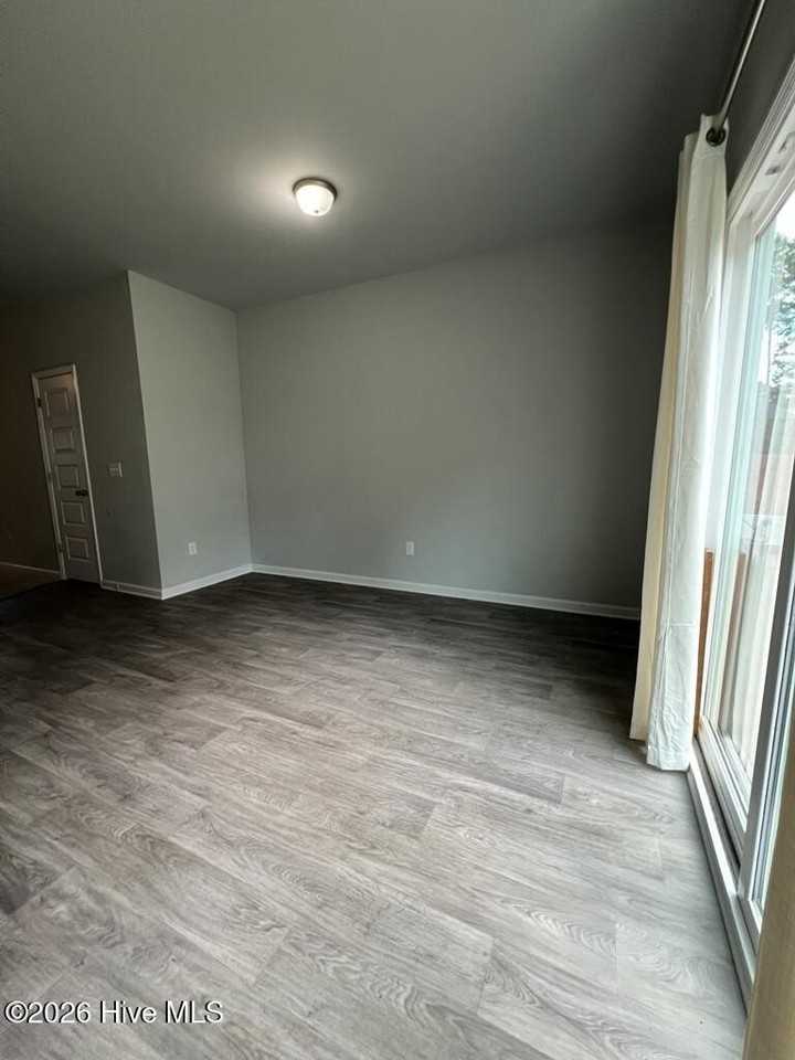 163 Buckhorn Ave - Photo 7 of 20