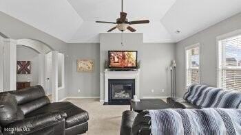 203 Holmes Point Ct - Photo 7 of 42