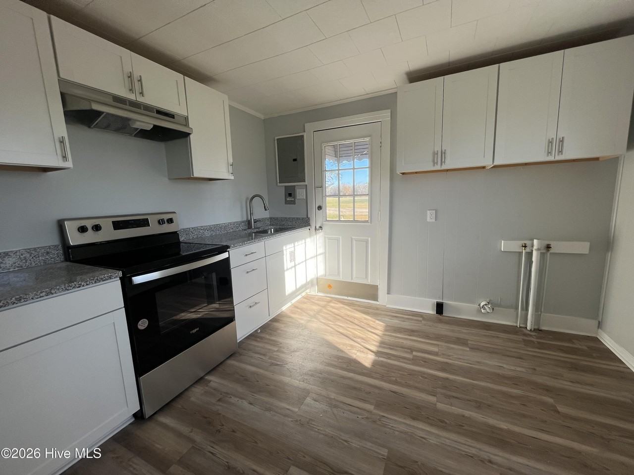 1110 Northside Rd - Photo 7 of 10