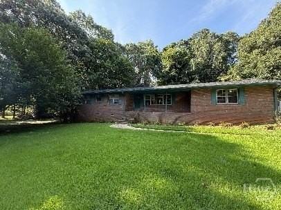 54 Dickson Cir - Photo 2 of 11