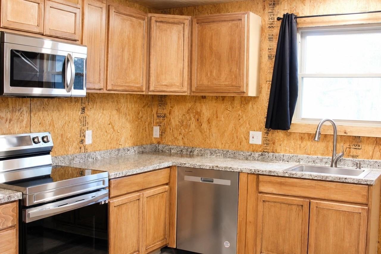 102 Crestview - Photo 6 of 8