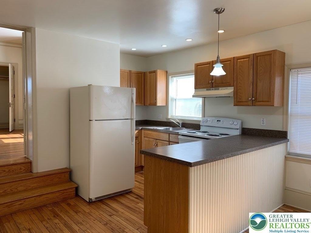 44 N 15th St #2A - Photo 2 of 13