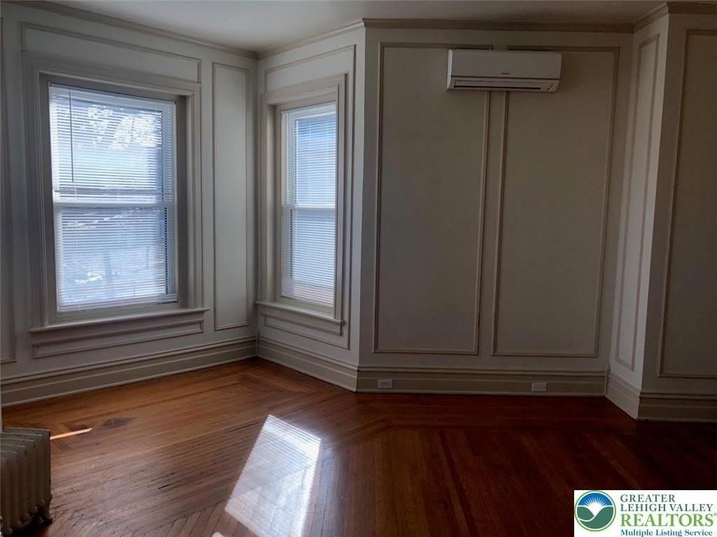 44 N 15th St #2A - Photo 7 of 13