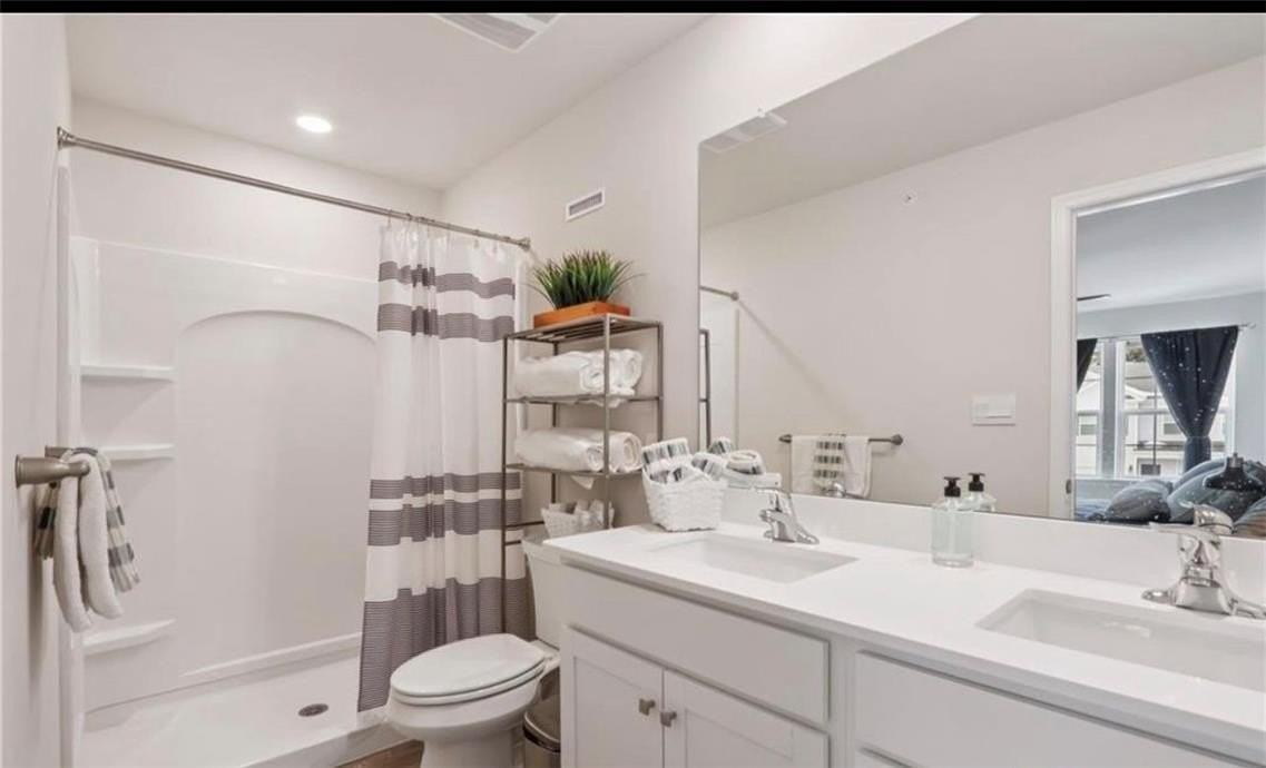 1138 Martin Rd - Photo 5 of 9