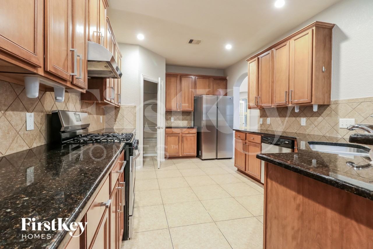 26029 Kings Mill Crest Dr - Photo 7 of 16