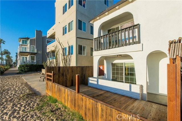 3407 Ocean Front Walk #B - Photo 3 of 8