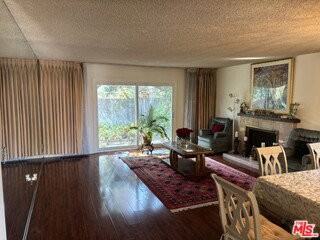 12520 Sanford St - Photo 4 of 8