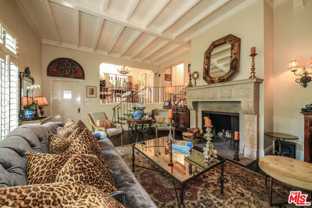 1367 N Beverly Dr - Photo 1 of 1