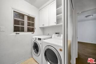 333 S Roxbury Dr - Photo 4 of 8