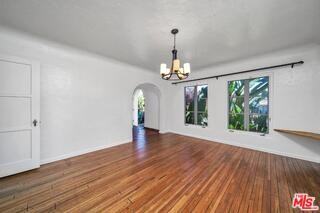 333 S Roxbury Dr - Photo 7 of 8