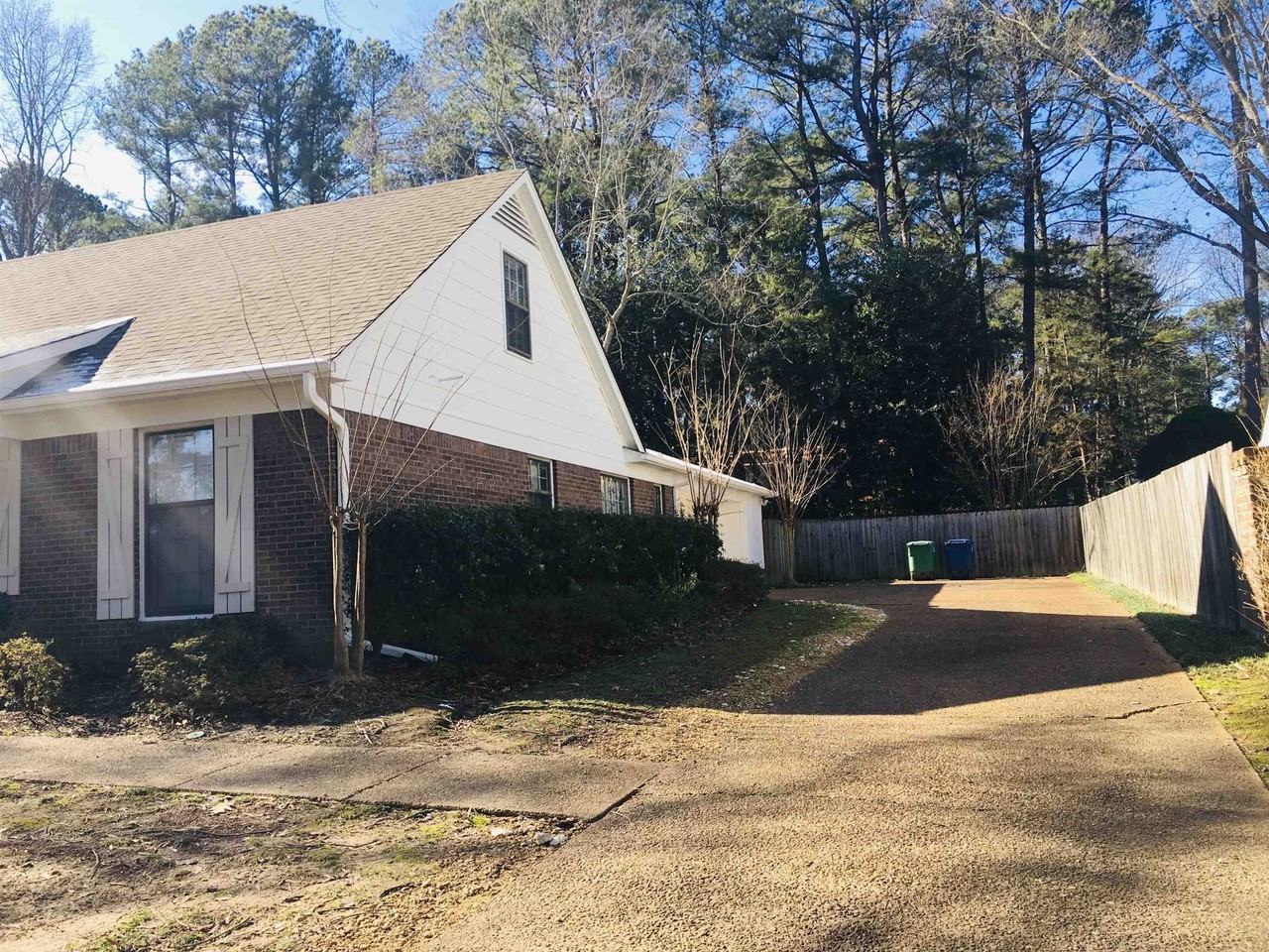 2159 New Meadow Dr - Photo 4 of 25