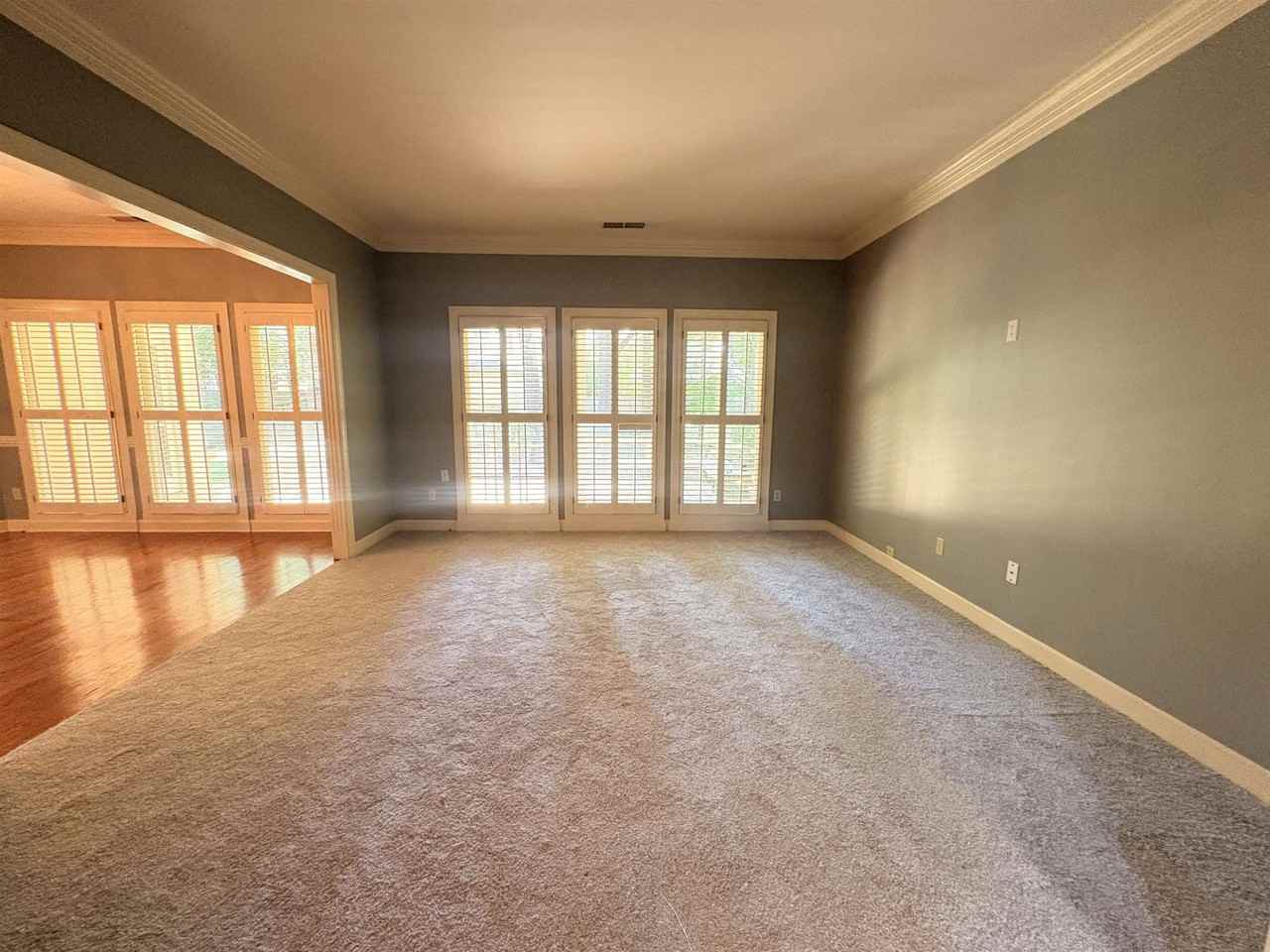 1850 Wood Oak Dr - Photo 4 of 36