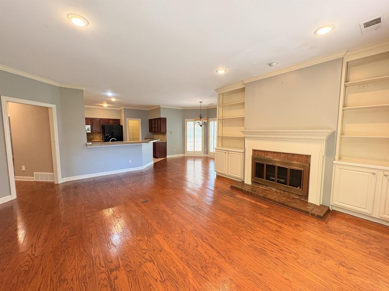 1850 Wood Oak Dr - Photo 7 of 36