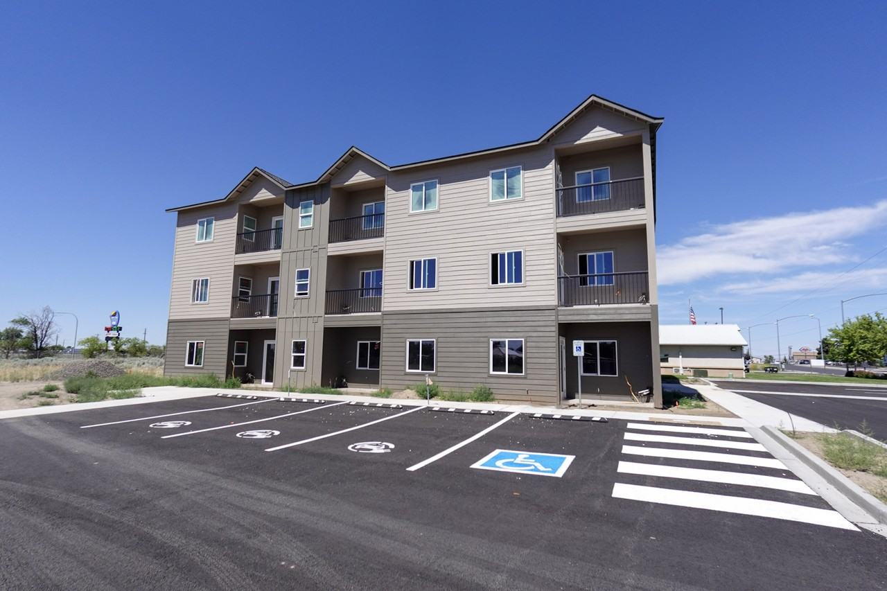 540 S Interlake Rd #A3 - Photo 4 of 6