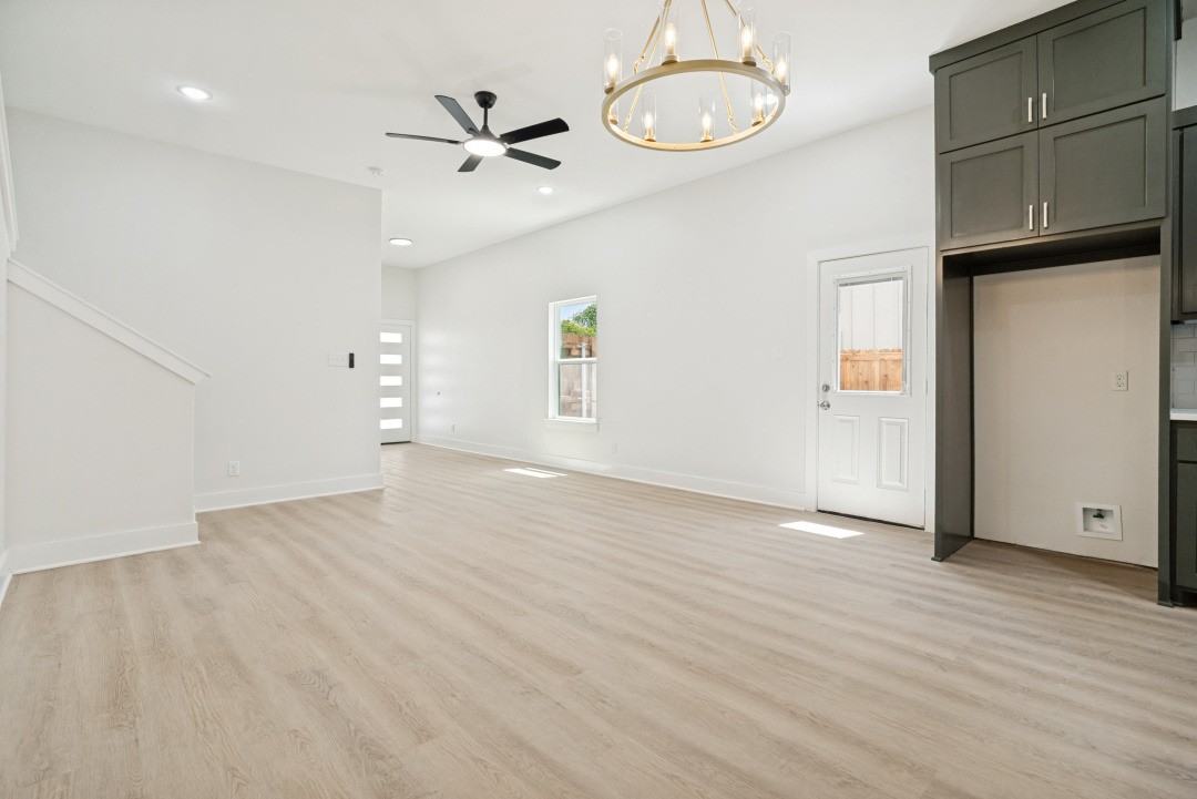 8009 Doreen Ave #1 - Photo 2 of 13