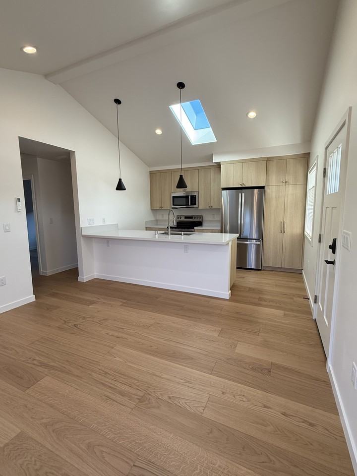 1212 Chanticleer Ave #0 - Photo 3 of 24
