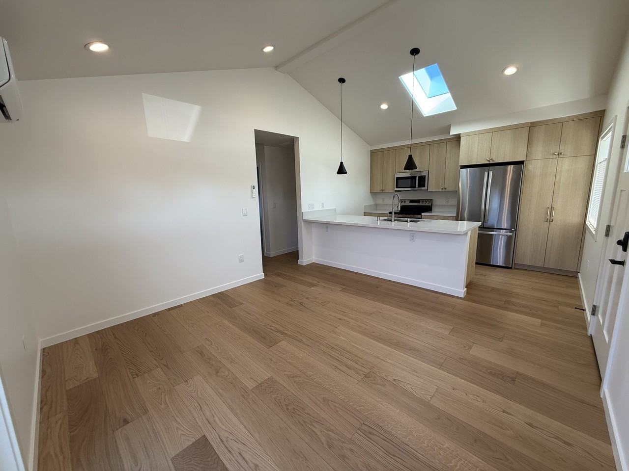 1212 Chanticleer Ave #0 - Photo 4 of 24
