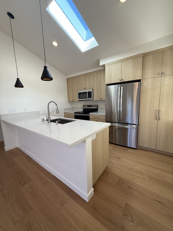 1212 Chanticleer Ave #0 - Photo 5 of 24